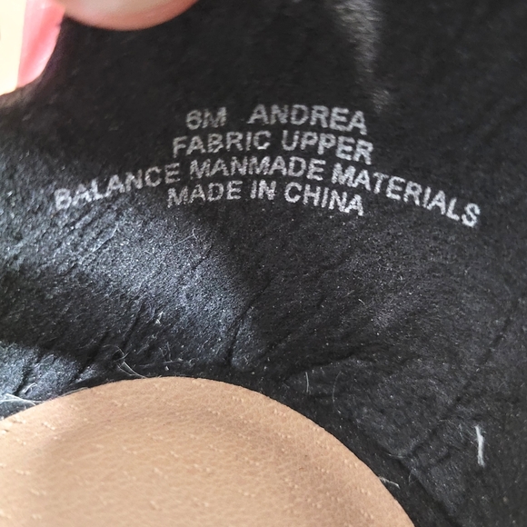 Vintage 78 Andrea Black Faux Suede Espadrille Wedge Sandals Size 6 NEW - Picture 11 of 12